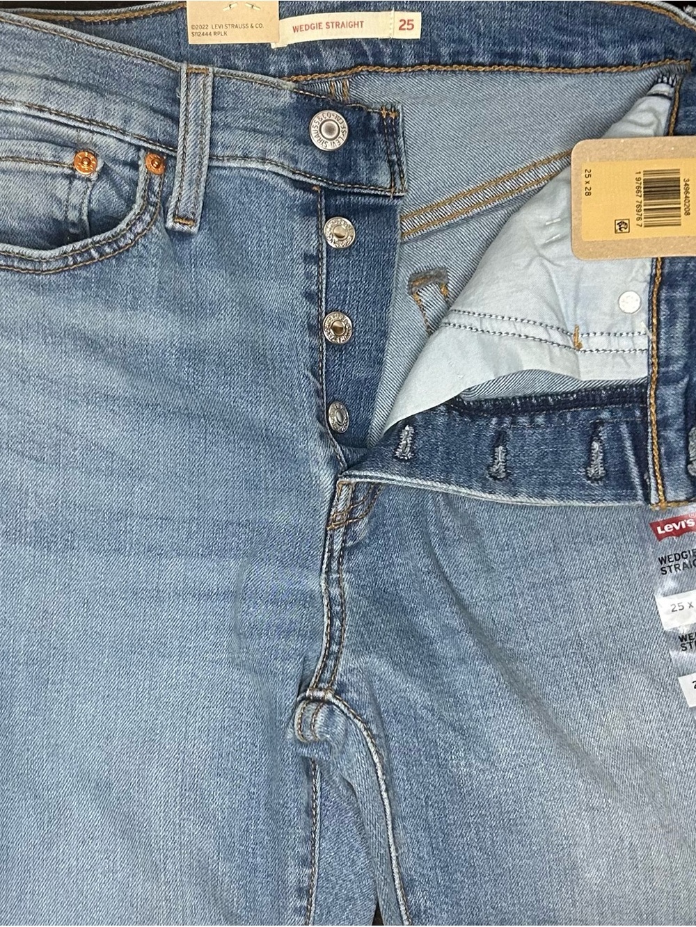 Levi's Women's Wedge Straight Jeans - High Waisted -Light Wash Blue - Picture 3 of 11